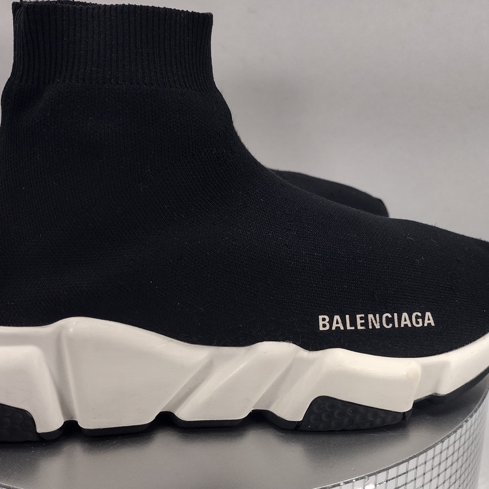 Balenciaga Black Sock Sneakers size 8 pre
Owned Exellent condition - Picture 12 of 14